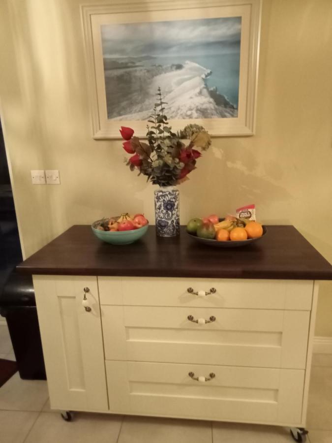 Escape To The Beara Peninsula. Appartement Castletownbere Buitenkant foto