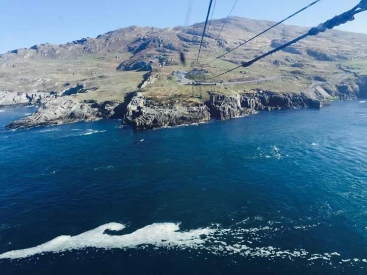 Escape To The Beara Peninsula. Appartement Castletownbere Buitenkant foto