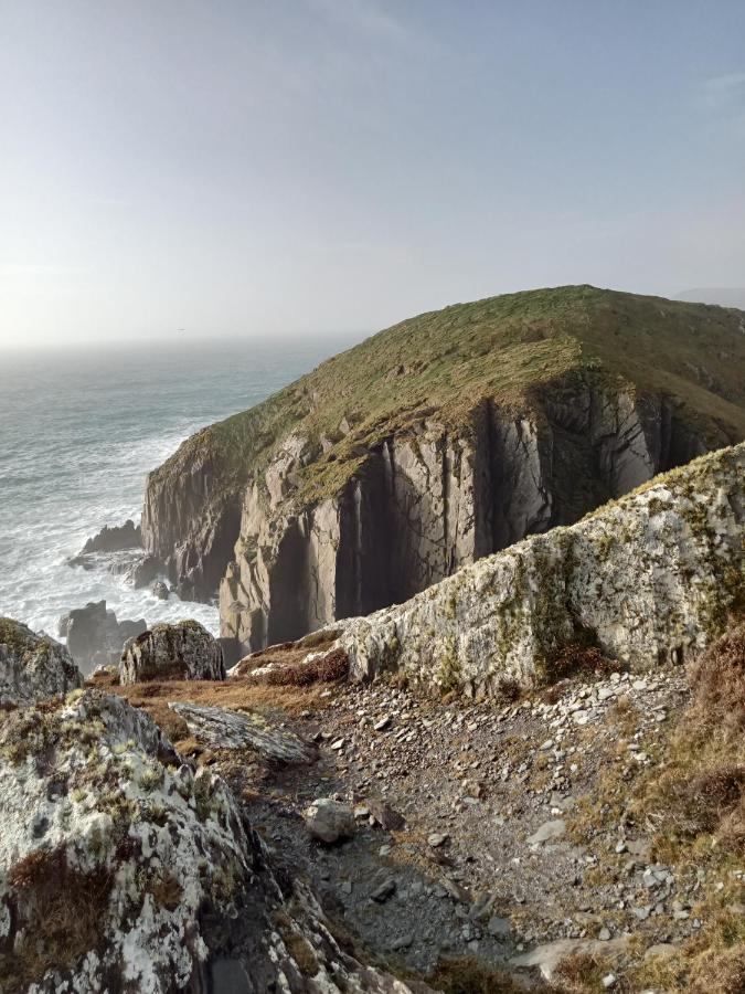 Escape To The Beara Peninsula. Appartement Castletownbere Buitenkant foto